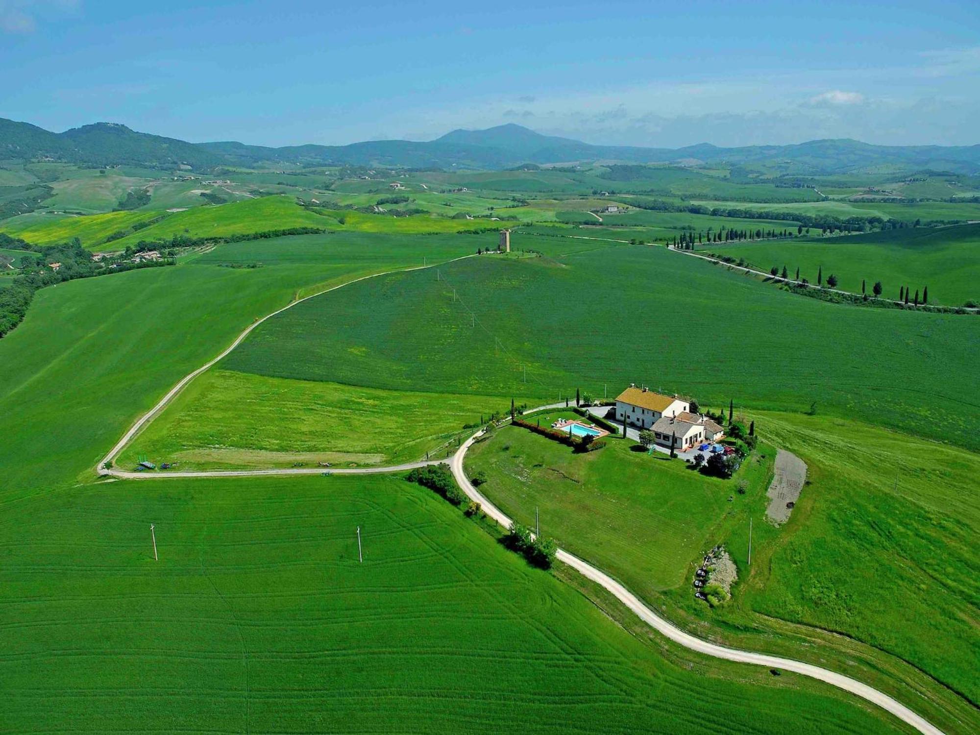 Modern Farmhouse In Pienza With Pool Luaran gambar